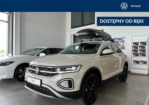 samochody osobowe Volkswagen T-Roc cena 154600 przebieg: 1, rok produkcji 2024 z Złotów